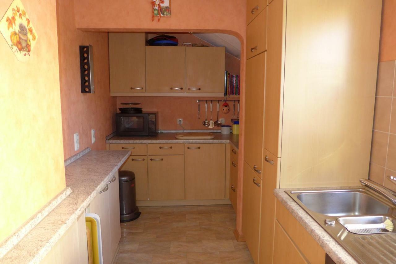 Messe Cgn/Dus Grossraeumige Wohnung In Guter Verkehrslage Leverkusen Dış mekan fotoğraf