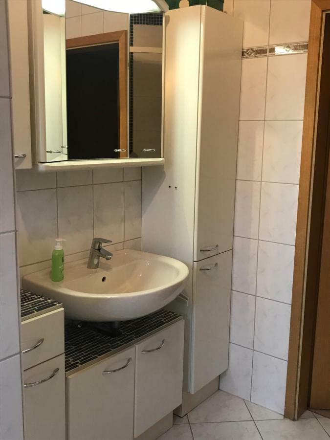 Messe Cgn/Dus Grossraeumige Wohnung In Guter Verkehrslage Leverkusen Dış mekan fotoğraf